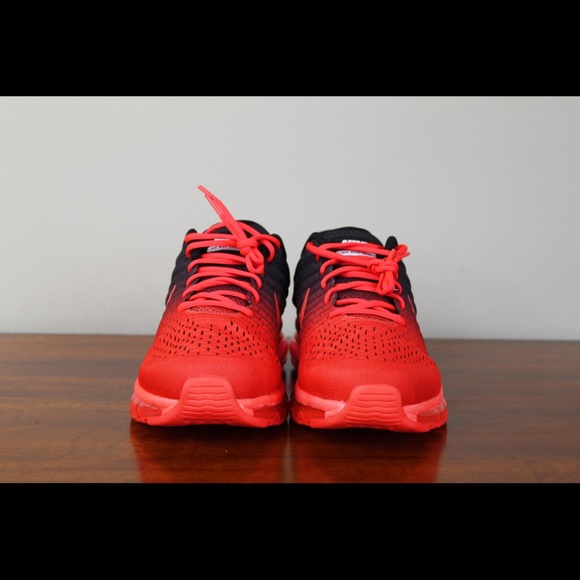 Nike Air Max 2017 Black Crimson - Picture 2 of 7
